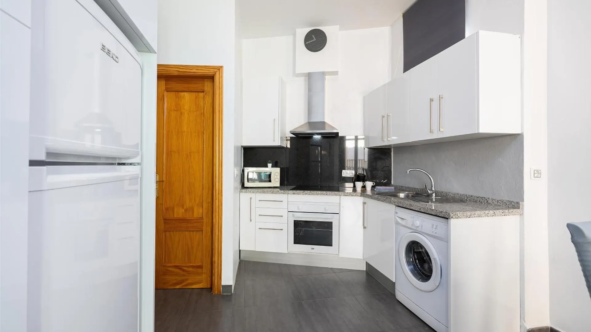 Holidays2Malaga Dos Aceras In Old Town & High Speed Wifi