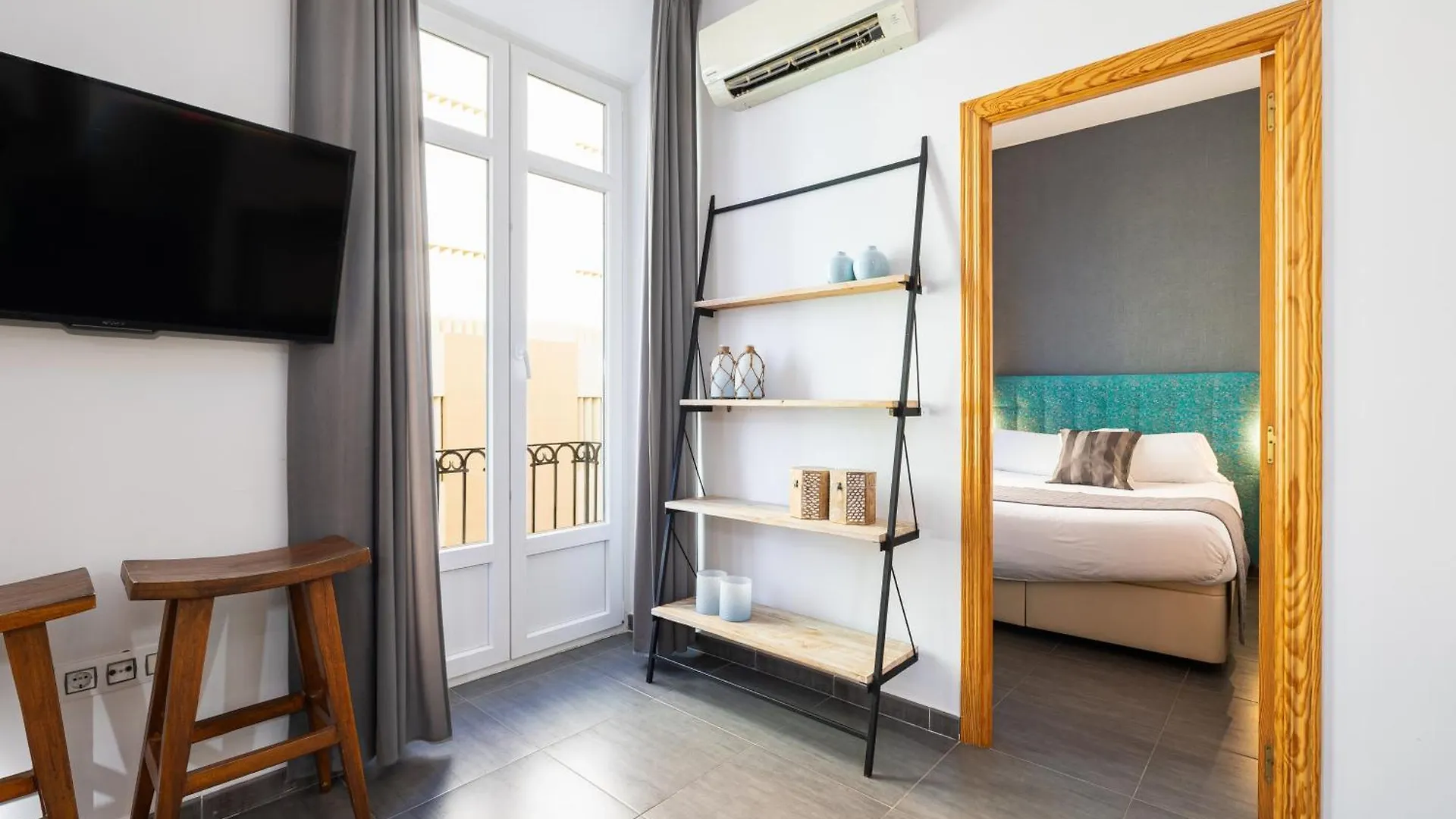 Holidays2Malaga Dos Aceras In Old Town & High Speed Wifi 0*, Malaga Spain